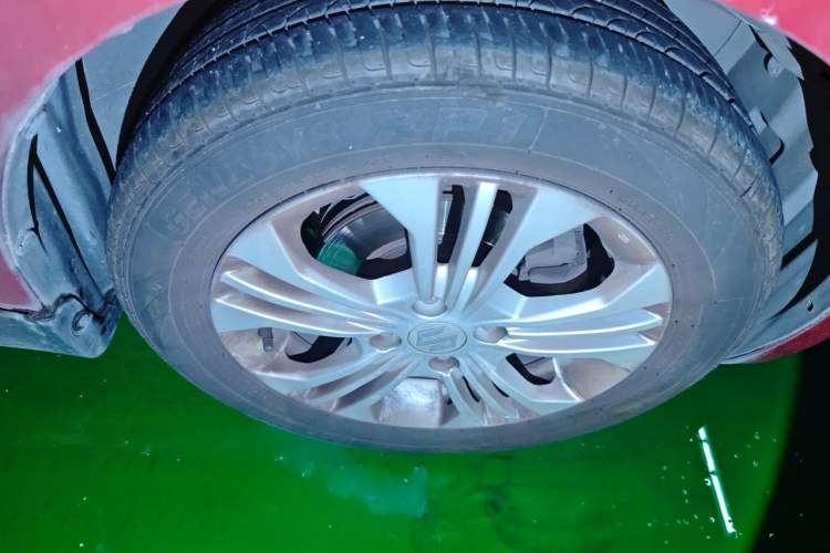 Used Suzuki Swift 2014 1.5L Automatic Fashion Edition Exterior 1