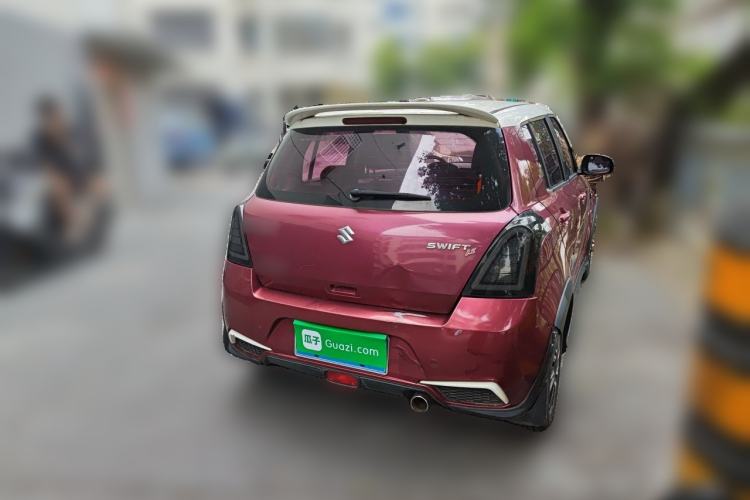 Used Suzuki Swift 2014 1.5L Manual Fashion Edition Exterior 5