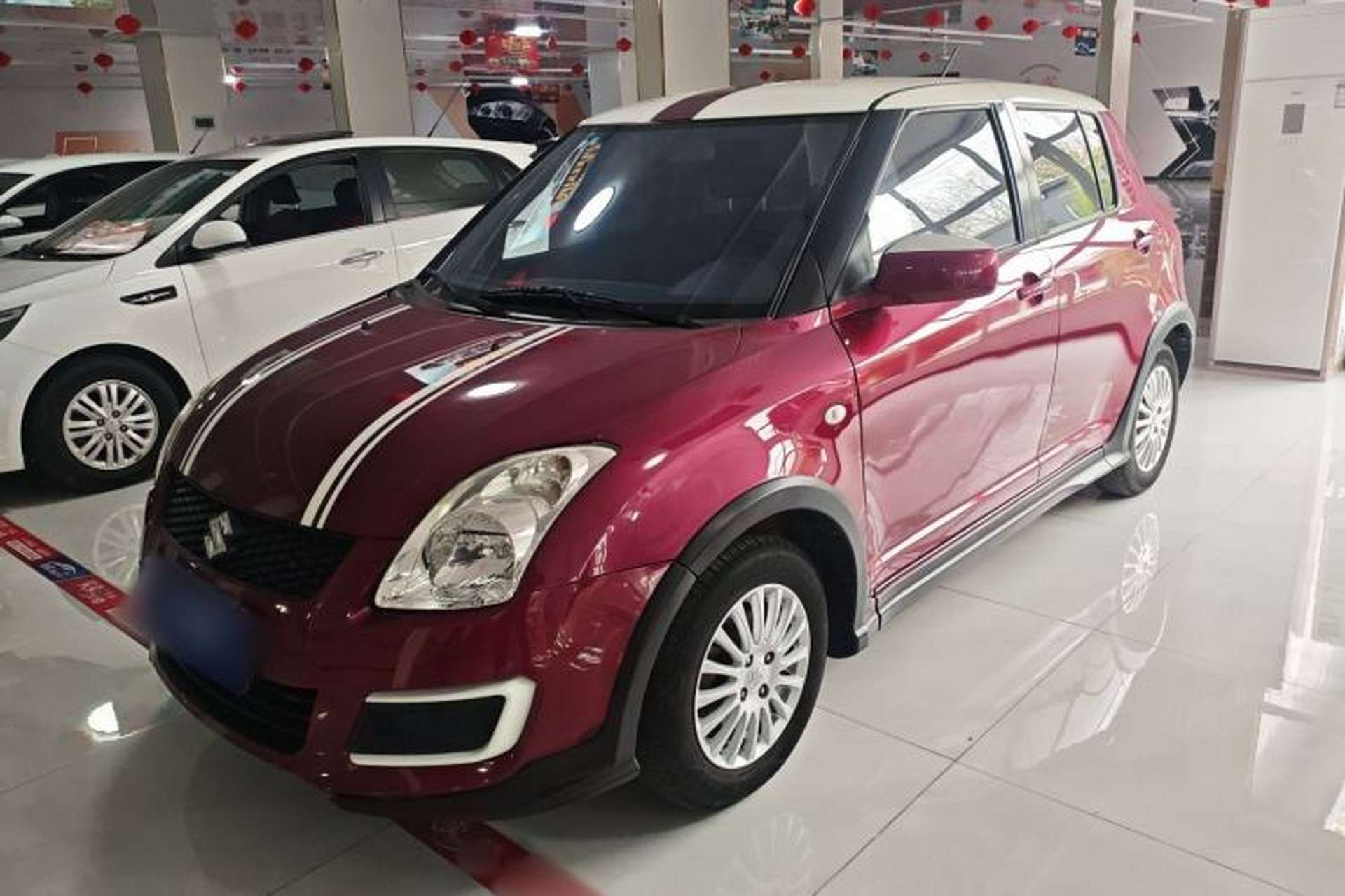 Used Suzuki Swift 2014 1.3L Manual Standard Edition Front Left 45 Deg