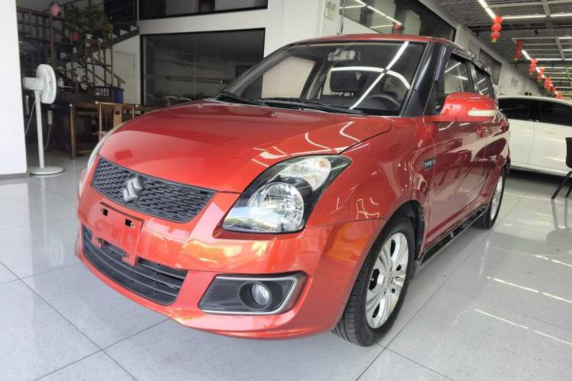 Used Suzuki Swift 2014 1.5L Automatic Fashion Edition Front Left 45 Deg