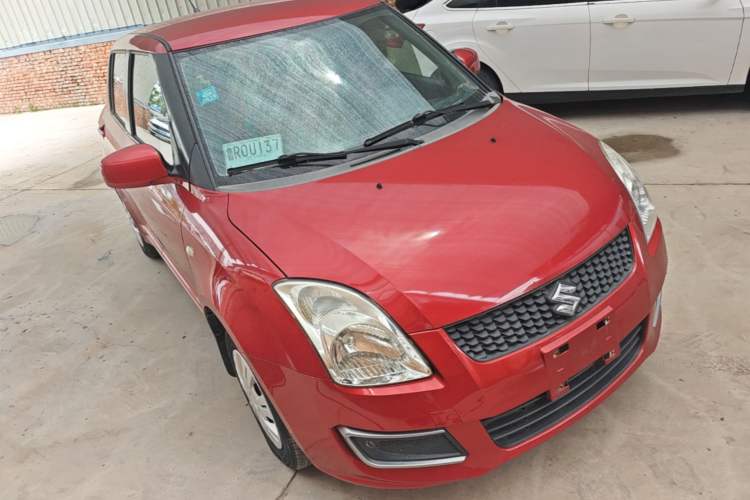 Used Suzuki Swift 2014 1.3L Manual Standard Edition Front Right 45 Deg
