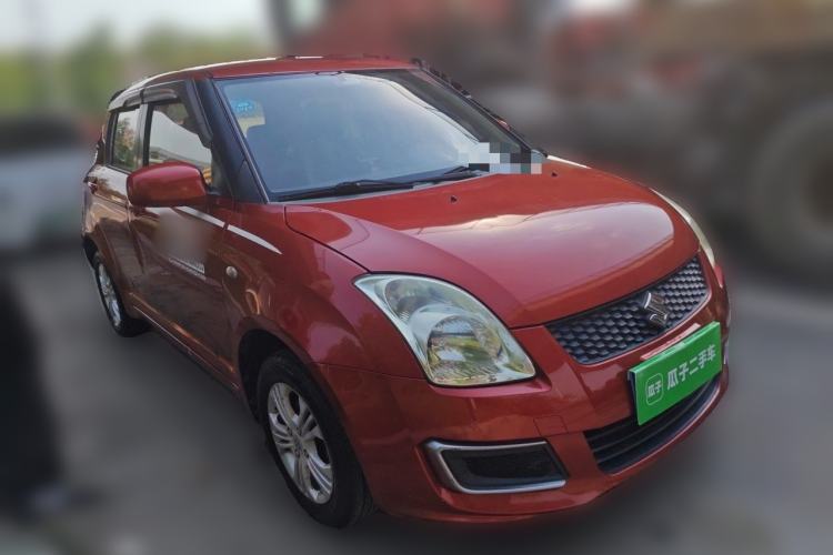 Used Suzuki Swift 2014 1.3L Manual Standard Edition Front Right 45 Deg
