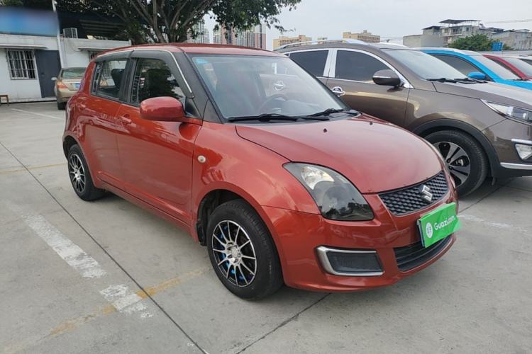 Used Suzuki Swift 2014 1.3L Manual Standard Edition Front Right 45 Deg