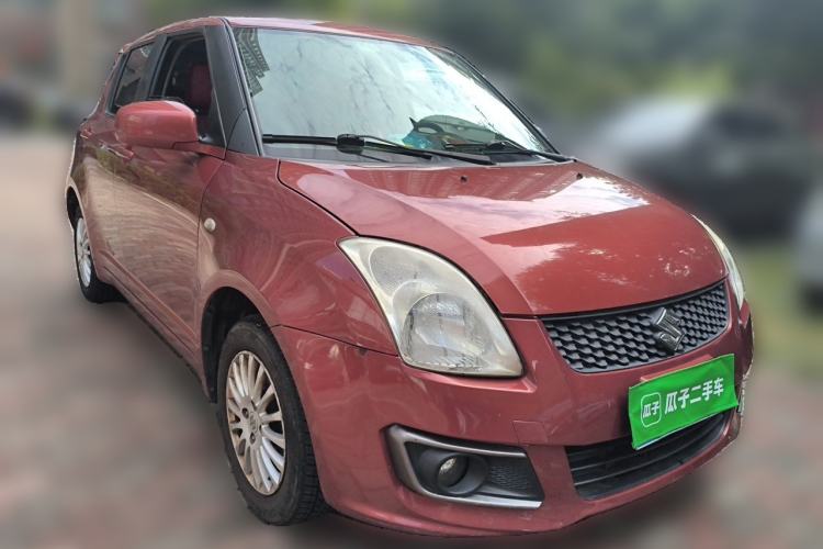 Used Suzuki Swift 2014 1.3L Manual Standard Edition Front Right 45 Deg