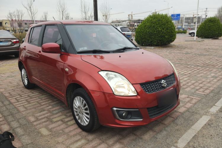 Used Suzuki Swift 2014 1.3L Manual Standard Edition Front Right 45 Deg