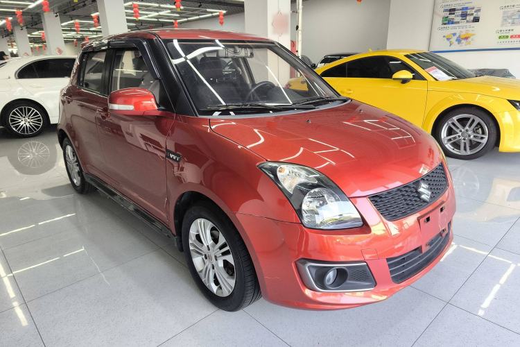 Used Suzuki Swift 2014 1.5L Automatic Fashion Edition Front Right 45 Deg