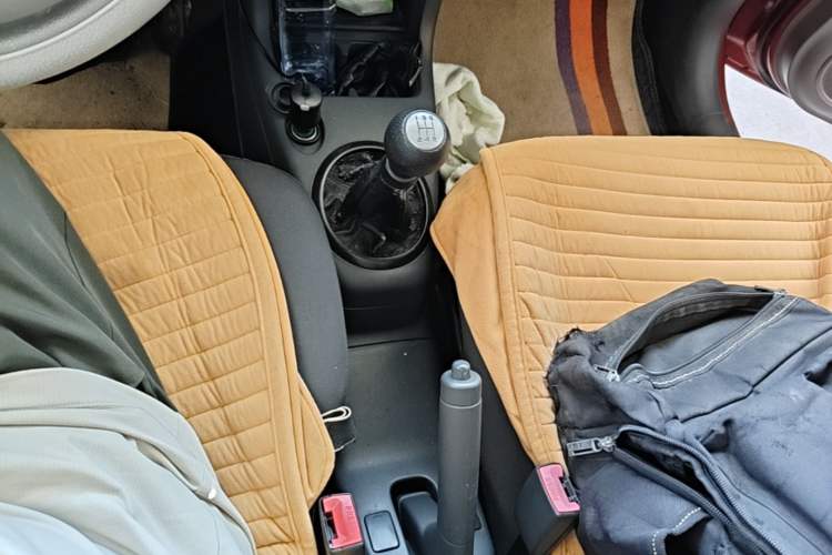 Used Suzuki Swift 2014 1.3L Manual Standard Edition Gear Lever