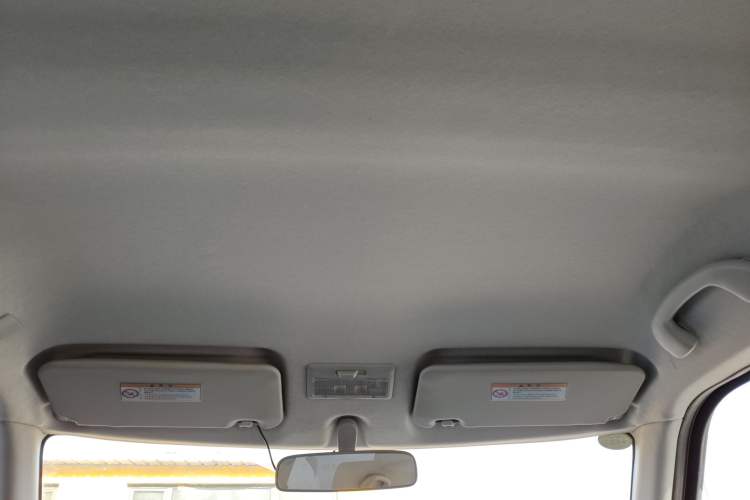 Used Suzuki Swift 2014 1.5L Automatic Fashion Edition Headliner