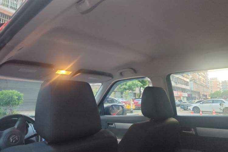 Used Suzuki Swift 2014 1.3L Manual Standard Edition Headliner