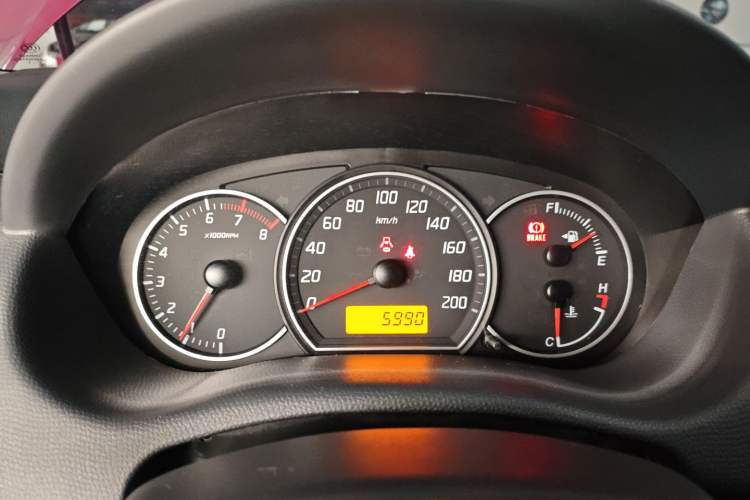Used Suzuki Swift 2014 1.3L Manual Standard Edition Instrument Cluster