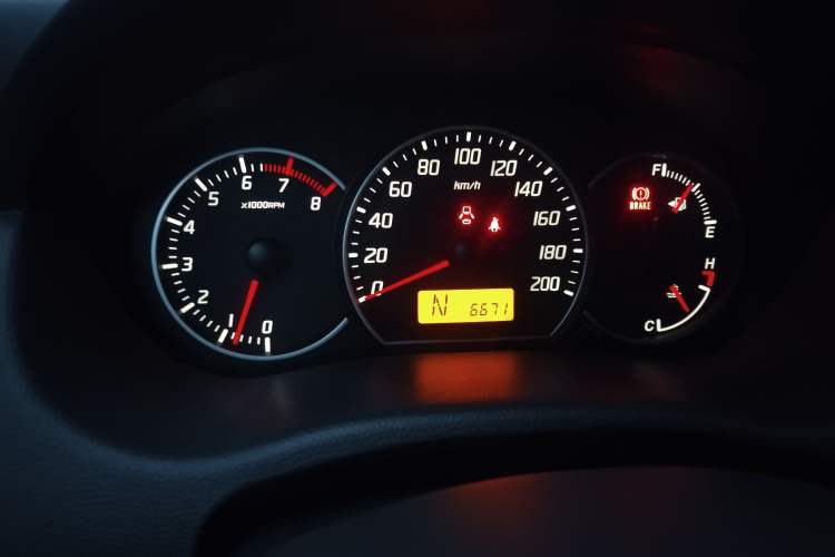Used Suzuki Swift 2014 1.5L Automatic Fashion Edition Instrument Cluster
