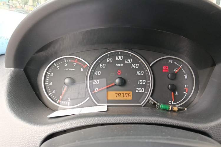 Used Suzuki Swift 2014 1.3L Manual Standard Edition Instrument Cluster
