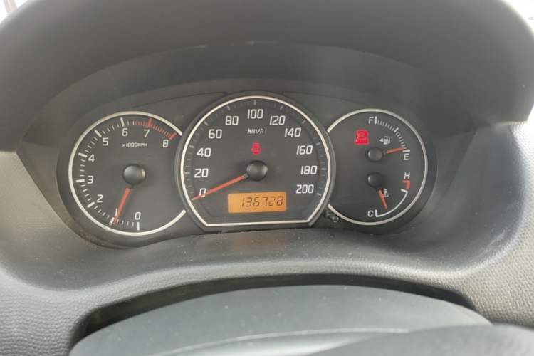 Used Suzuki Swift 2014 1.3L Manual Standard Edition Instrument Cluster
