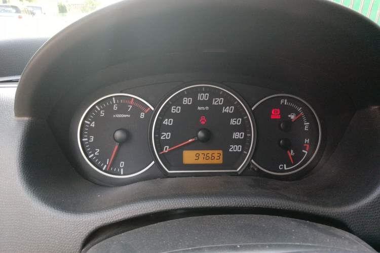 Used Suzuki Swift 2014 1.3L Manual Standard Edition Instrument Cluster