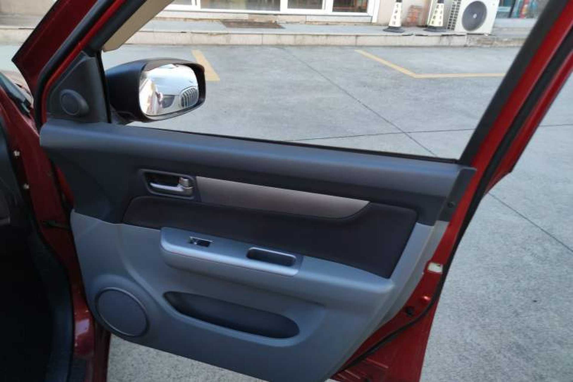 Used Suzuki Swift 2014 1.3L Manual Standard Edition Interior 2