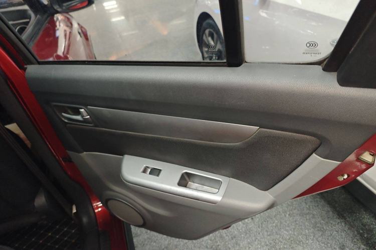 Used Suzuki Swift 2014 1.5L Automatic Fashion Edition Interior 6