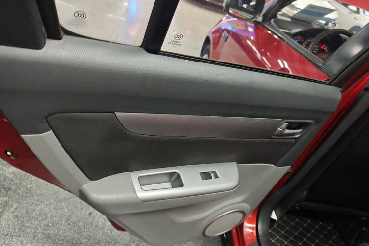Used Suzuki Swift 2014 1.5L Automatic Fashion Edition Interior 8