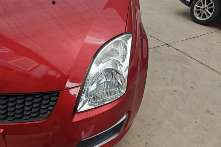 Used Suzuki Swift 2014 1.3L Manual Standard Edition Left Front Headlight