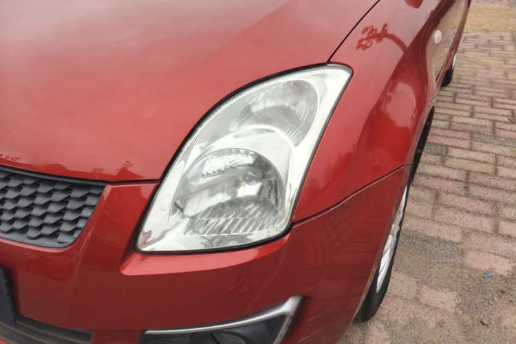 Used Suzuki Swift 2014 1.3L Manual Standard Edition Left Front Headlight