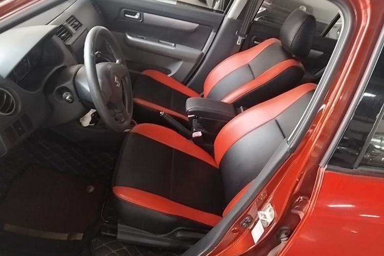 Used Suzuki Swift 2014 1.5L Automatic Fashion Edition Left Front Seat