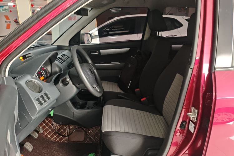 Used Suzuki Swift 2014 1.3L Manual Standard Edition Left Front Seat