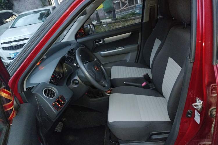 Used Suzuki Swift 2014 1.5L Automatic Fashion Edition Left Front Seat