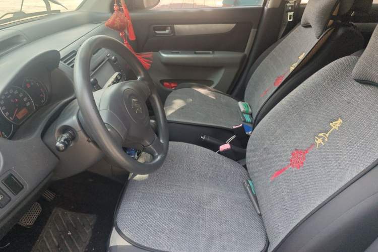 Used Suzuki Swift 2014 1.5L Automatic Fashion Edition Left Front Seat
