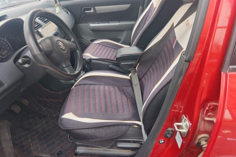 Used Suzuki Swift 2014 1.3L Manual Standard Edition Left Front Seat