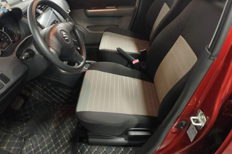 Used Suzuki Swift 2014 1.5L Automatic Fashion Edition Left Front Seat