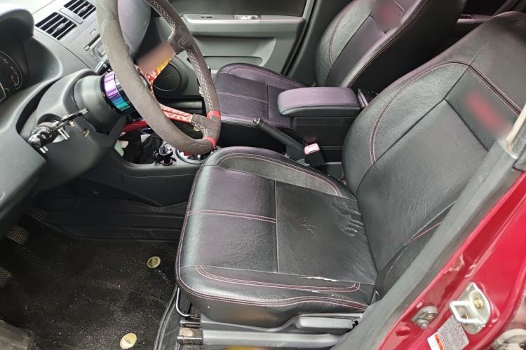 Used Suzuki Swift 2014 1.5L Manual Fashion Edition Left Front Seat