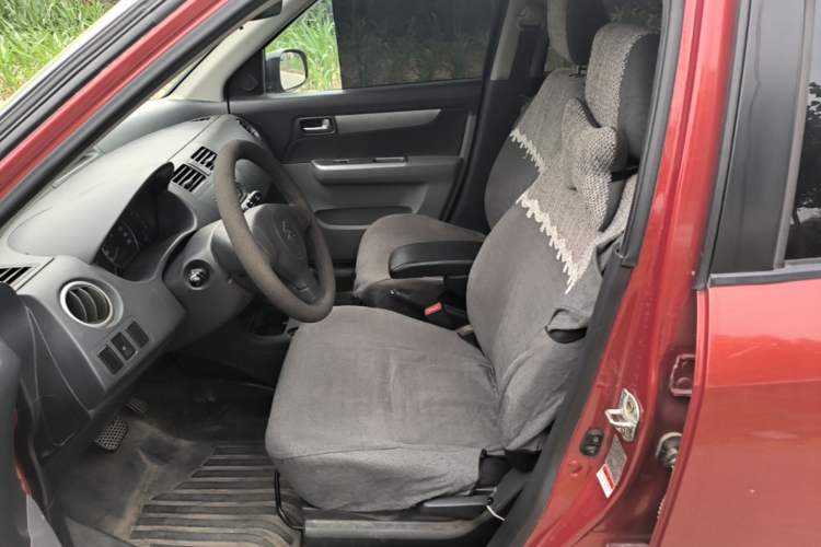 Used Suzuki Swift 2014 1.5L Automatic Fashion Edition Left Front Seat