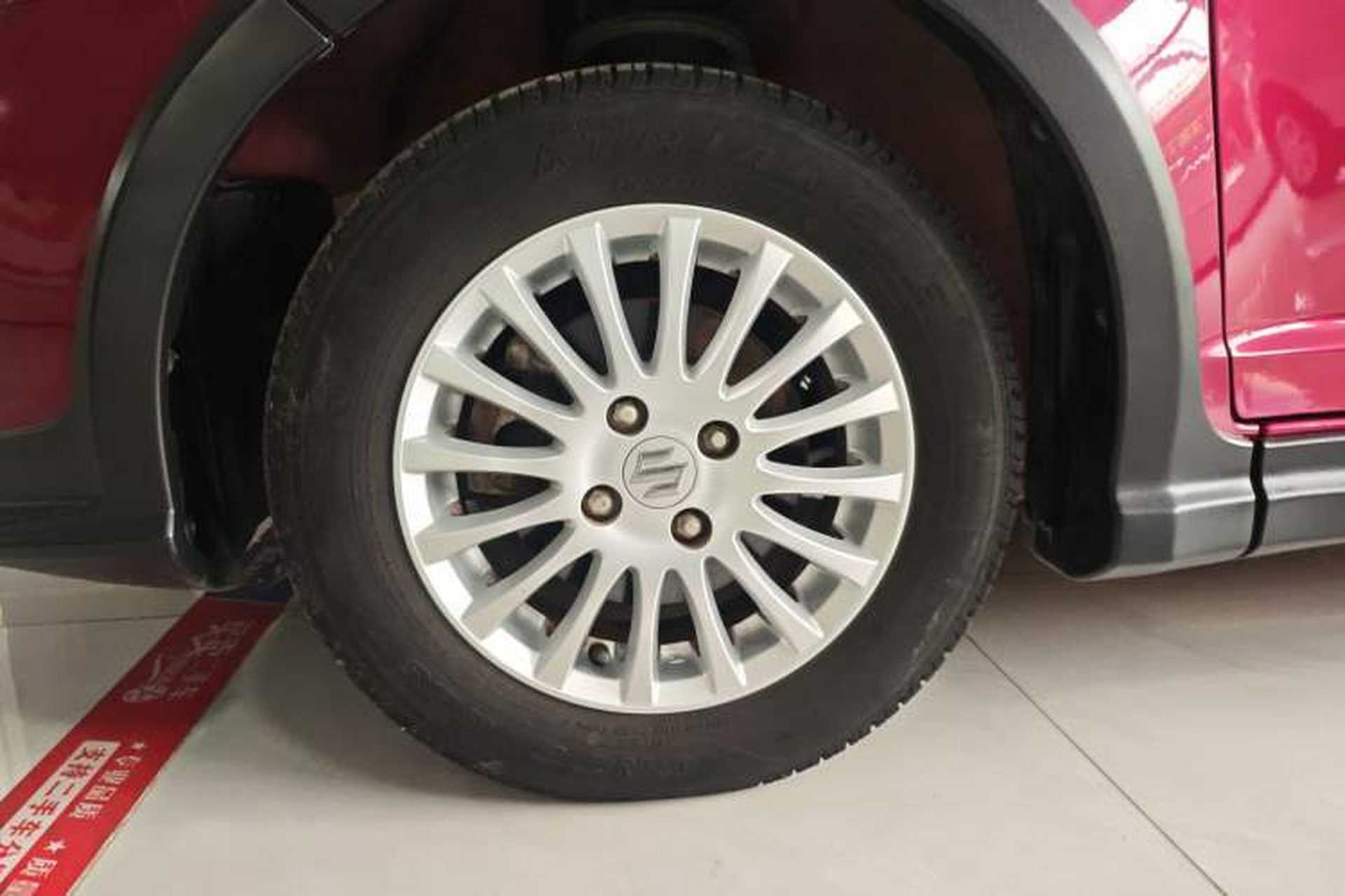 Used Suzuki Swift 2014 1.3L Manual Standard Edition Left Front Wheel Hub