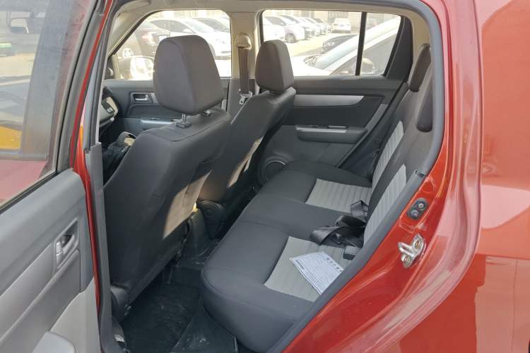 Used Suzuki Swift 2014 1.5L Automatic Fashion Edition Left Rear Seat
