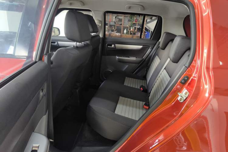 Used Suzuki Swift 2014 1.5L Automatic Fashion Edition Left Rear Seat