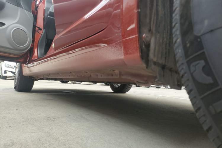 Used Suzuki Swift 2014 1.3L Manual Standard Edition Left Side Sill