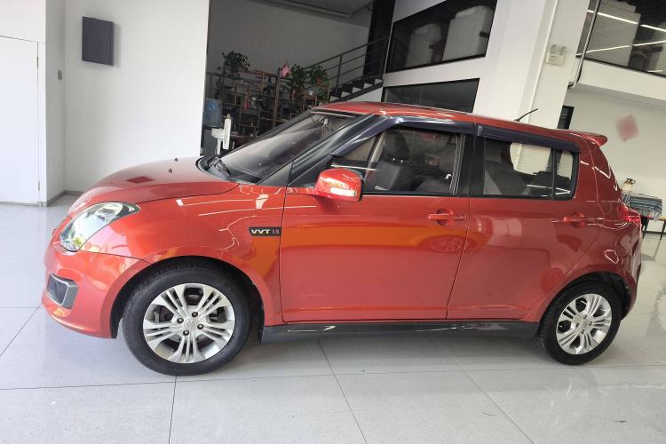 Used Suzuki Swift 2014 1.5L Automatic Fashion Edition Left Side