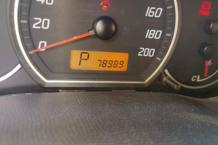 Used Suzuki Swift 2014 1.5L Automatic Fashion Edition Odometer Close Up