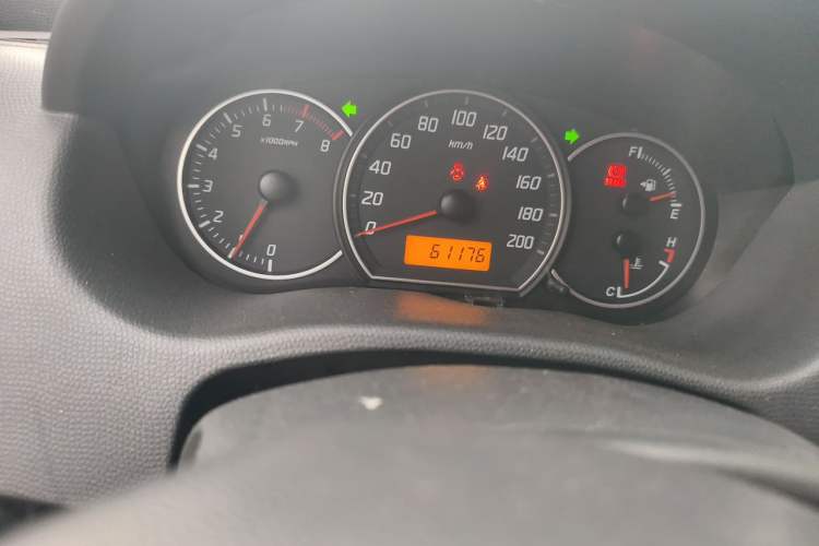 Used Suzuki Swift 2014 1.5L Manual Fashion Edition Odometer Close Up