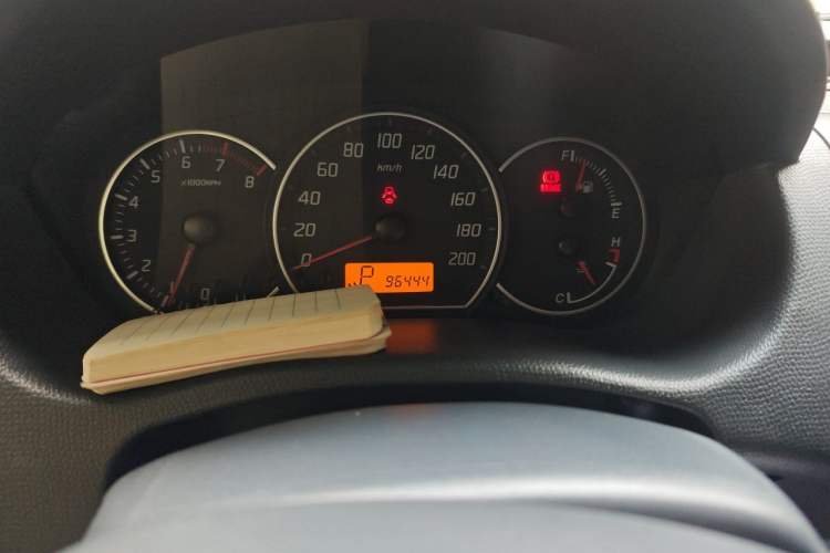 Used Suzuki Swift 2014 1.5L Automatic Fashion Edition Odometer Close Up