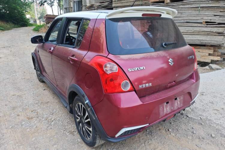 Used Suzuki Swift 2014 1.5L Automatic Fashion Edition Rear Left 45 Deg