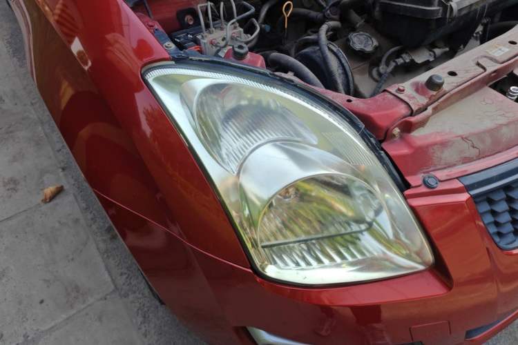 Used Suzuki Swift 2014 1.3L Manual Standard Edition Right Front Headlight