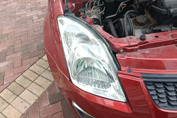 Used Suzuki Swift 2014 1.3L Manual Standard Edition Right Front Headlight