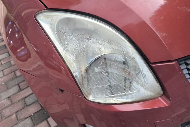Used Suzuki Swift 2014 1.3L Manual Standard Edition Right Front Headlight