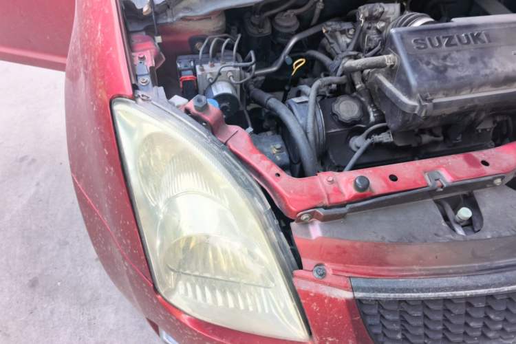 Used Suzuki Swift 2014 1.3L Manual Standard Edition Right Front Headlight