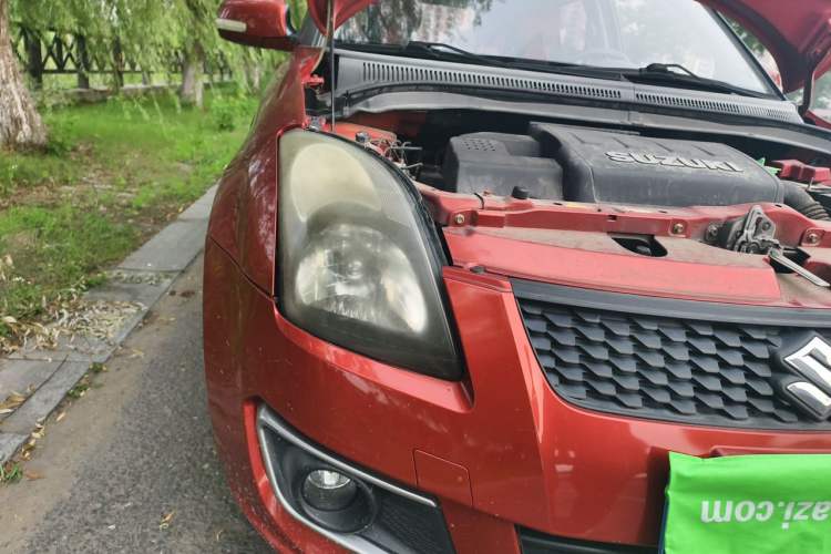 Used Suzuki Swift 2014 1.5L Manual Fashion Edition Right Front Headlight