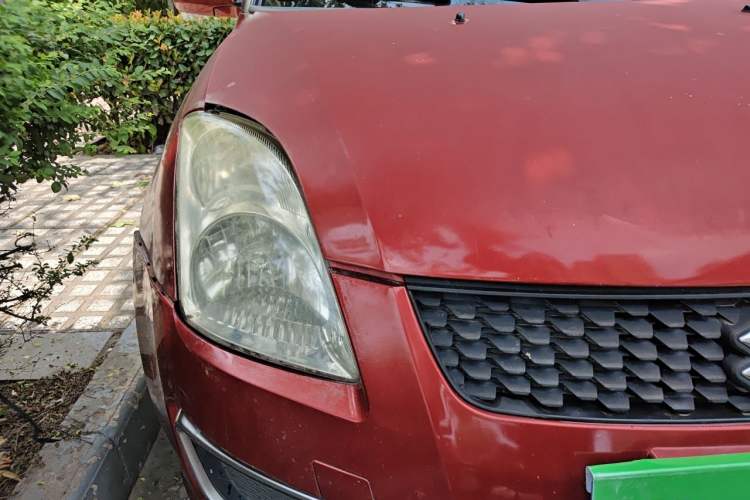 Used Suzuki Swift 2014 1.3L Manual Standard Edition Right Front Headlight
