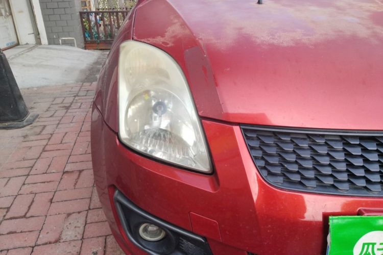 Used Suzuki Swift 2014 1.3L Manual Standard Edition Right Front Headlight
