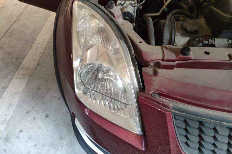 Used Suzuki Swift 2014 1.3L Manual Standard Edition Right Front Headlight