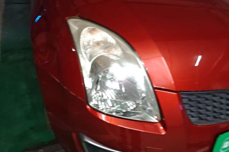 Used Suzuki Swift 2014 1.3L Manual Standard Edition Right Front Headlight