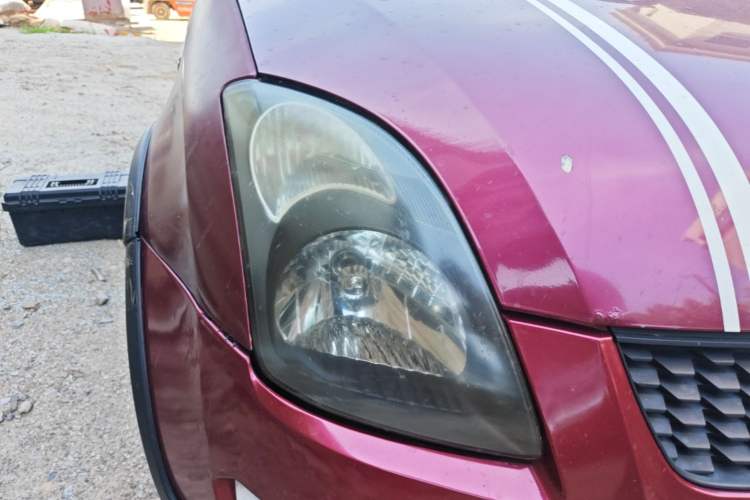 Used Suzuki Swift 2014 1.5L Automatic Fashion Edition Right Front Headlight